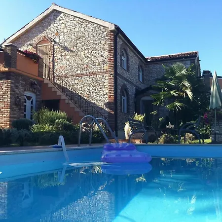 Ferienvilla Lucia Mit Pool Und Eigenem Tennisplatz Holiday home *
